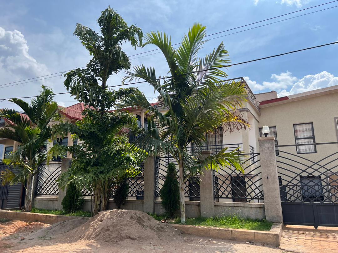 6 Bedroom Two-Storey House for Sale in Gahanga Kicukiro 