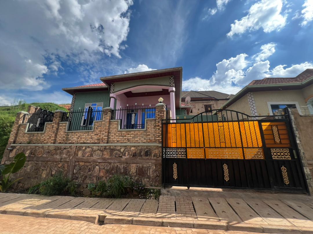 🏡 House for Sale in Kimironko 