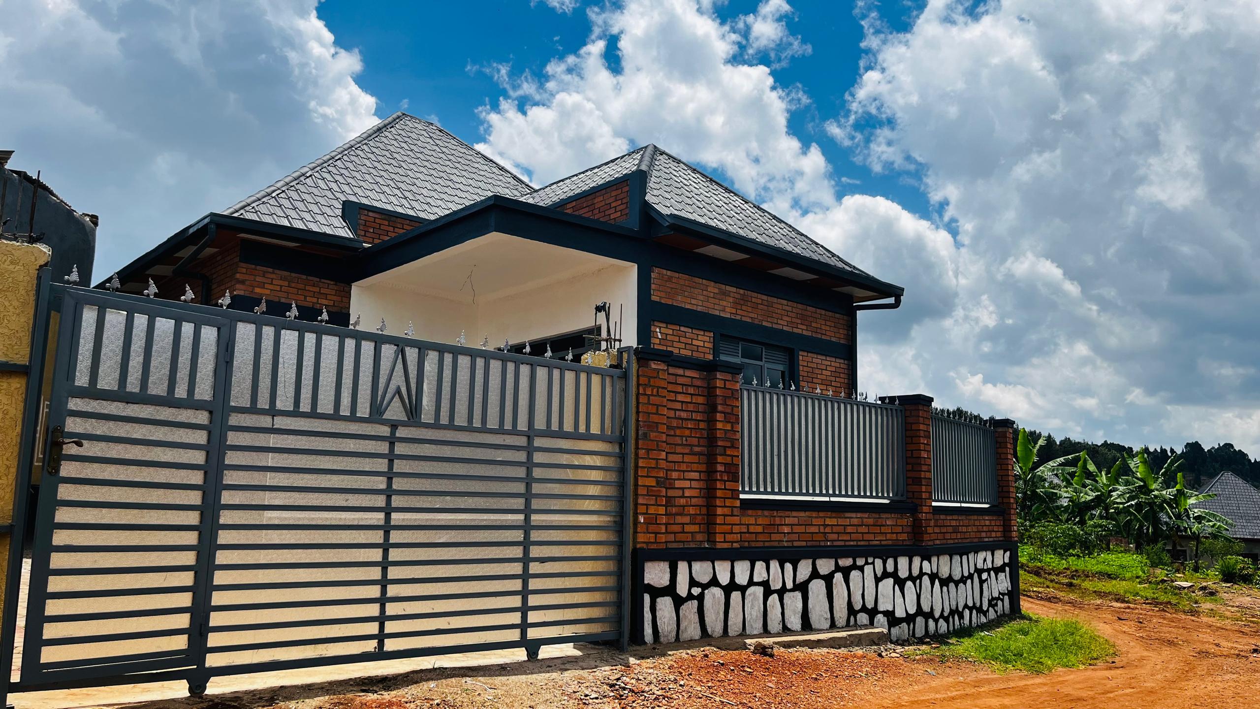 Inzu nziza 3 Bedrooms with Annex 